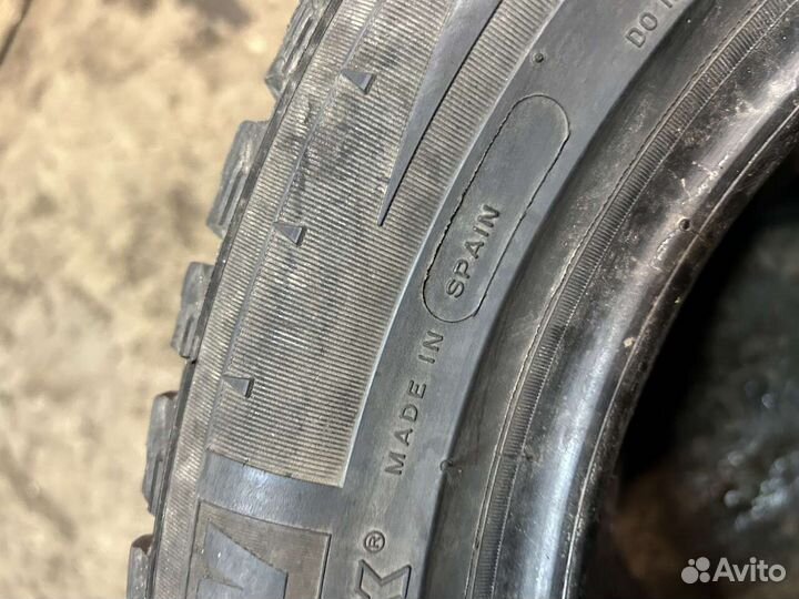 Michelin X-Ice North 2 205/55 R16