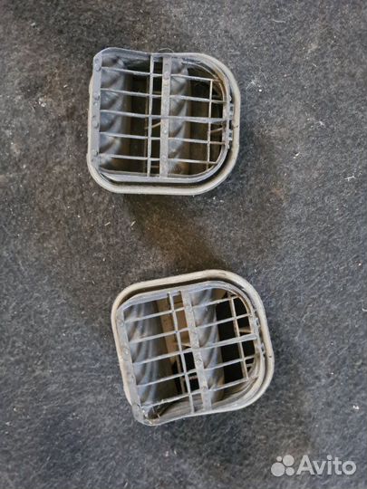 Решетка вентиляционная Fiat Doblo 2011