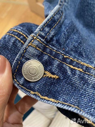 Утепленная куртка джинсовая stradivarius