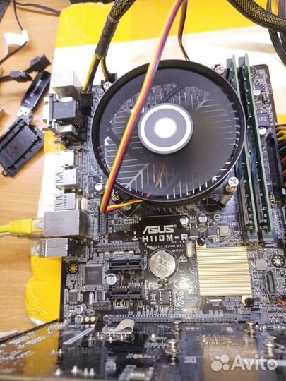 Мат.плата 1151 Asus H110-R + Pentium G4560+8 gb