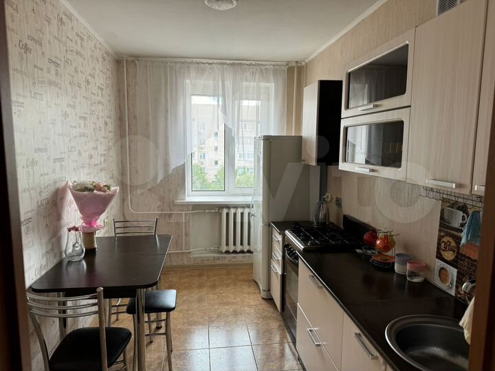 2-к. квартира, 50 м², 4/5 эт.