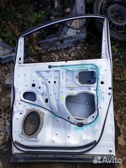 Дверь передняя правая Toyota Alphard II 2008 – 201