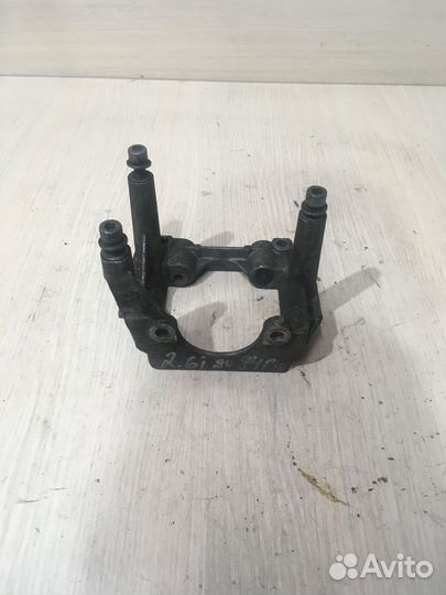 Кронштейн гидроусилителя Ауди 100 С4 2.6 ABC