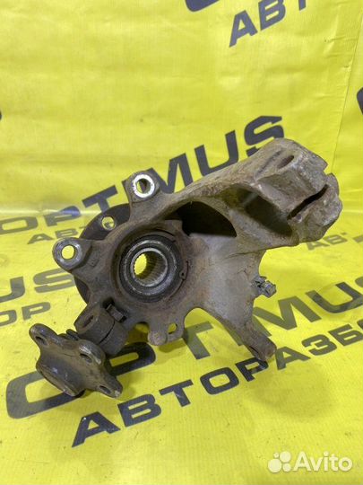 Кулак поворотный передний правый Ford Mondeo 1.8