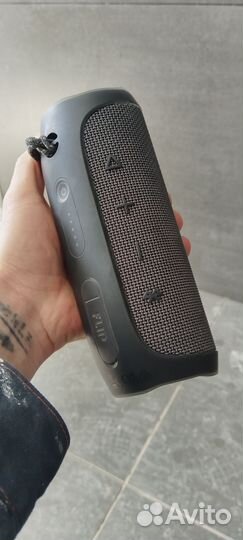 JBL flip 2
