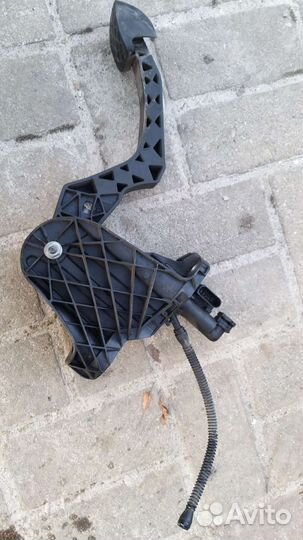 Педаль сцепления volkswagen golf 6 гольф 6 caddy