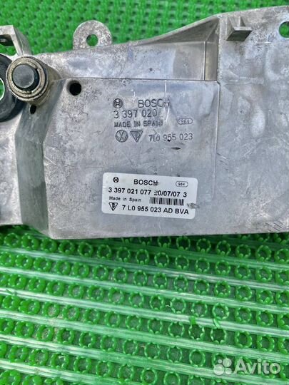 Трапеция стеклоочистителя Volkswagen Touareg