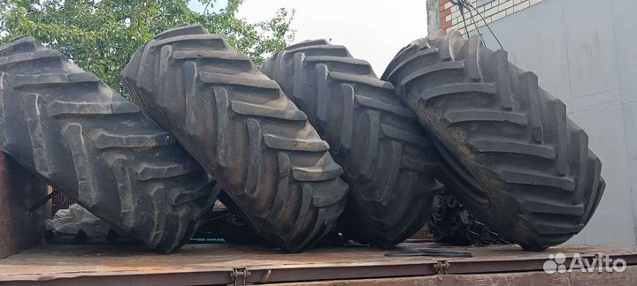 Трактор хтз 17221