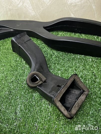 Воздуховод печки подлокотника Skoda Octavia A5