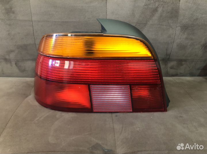 Фонарь левый BMW E39