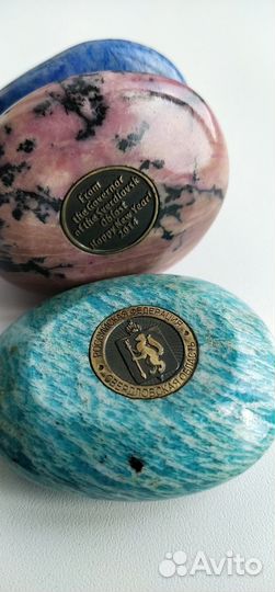 Фигурка серебро, камни с вкраплением золота