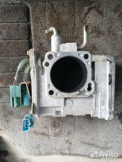 Дросельная заслонка Nissan Cefiro A33 VQ25