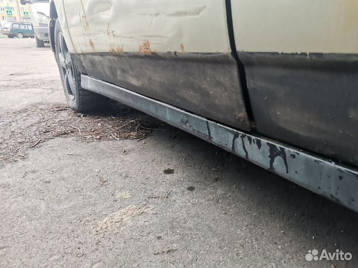 ВАЗ 2112 1.5 МТ, 2004, 281 000 км