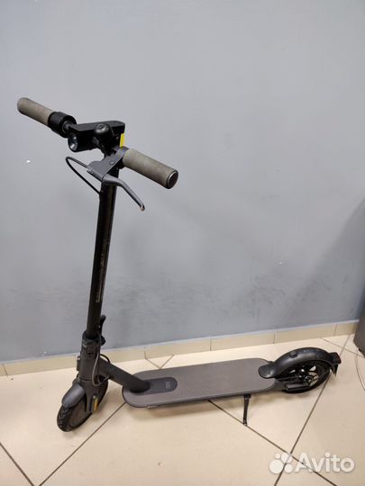 Электросамокат Xiaomi Lite Essential m365