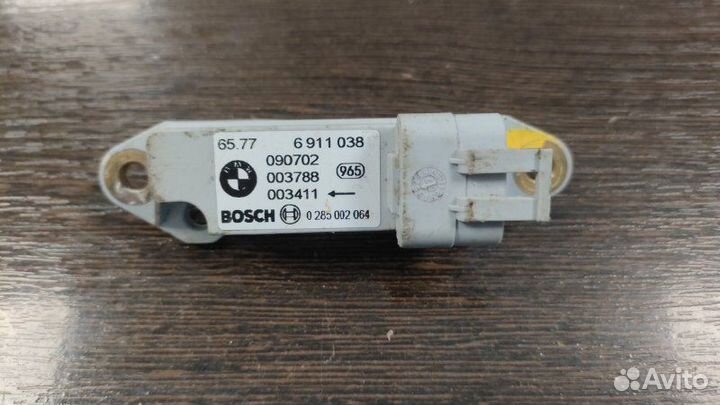 Датчик удара Bmw X5 E53 M62 4.6IS 2002