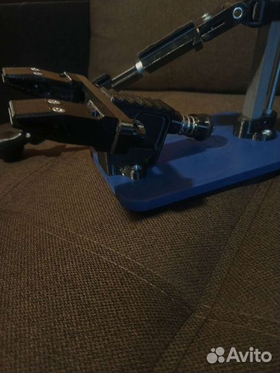 Заточное устройство с поворотным механизмом