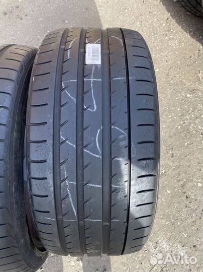 Yokohama Advan Sport V105 255/35 R19