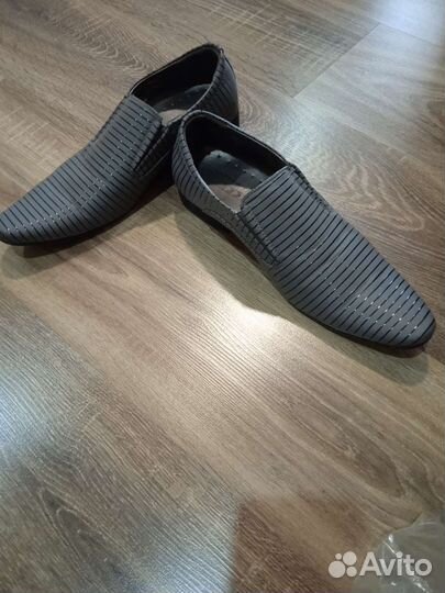 Мужской классический костюм. Туфли 39 раз