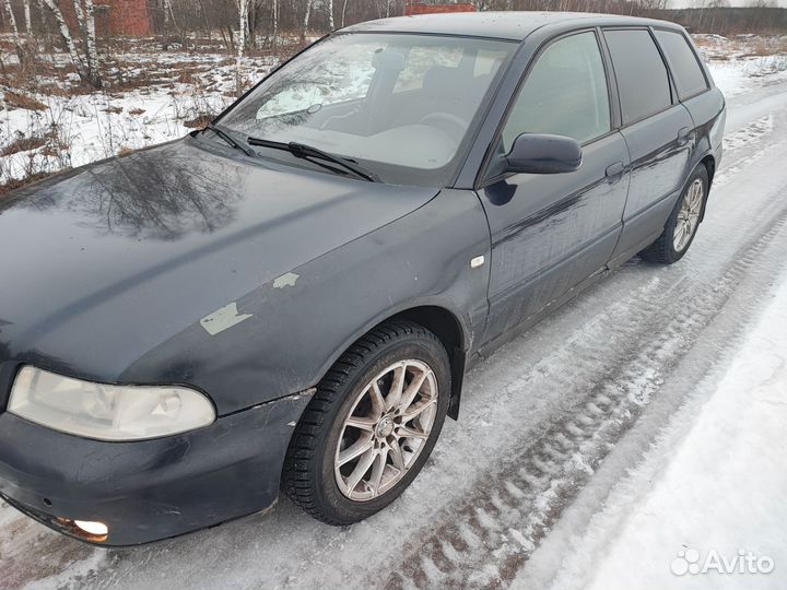 Audi A4 1.8 МТ, 2000, 140 000 км