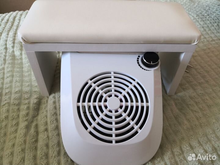 Настольный пылесос для маникюра + подставка