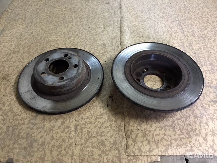 Тормозные диски A 204 423 09 12 Mercedes W212