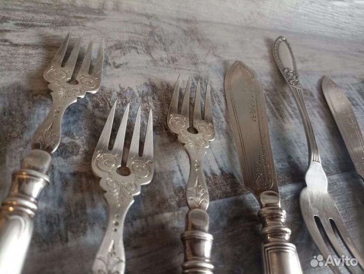 Антикварные столовые приборы