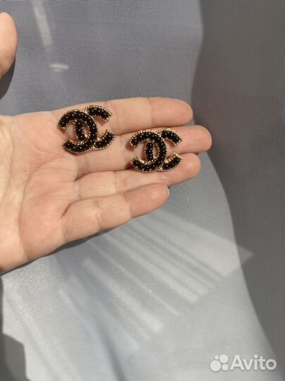 Брошь, серьги Chanel новое