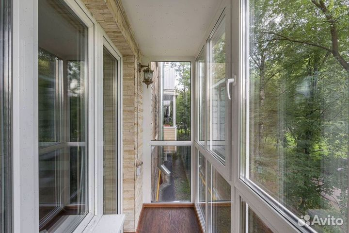 Балконы пластиковые с панорамным остеклением