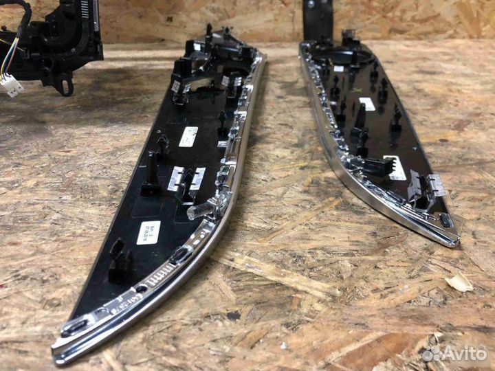 Консоль салона (кулисная часть) Mercedes-Benz Glc