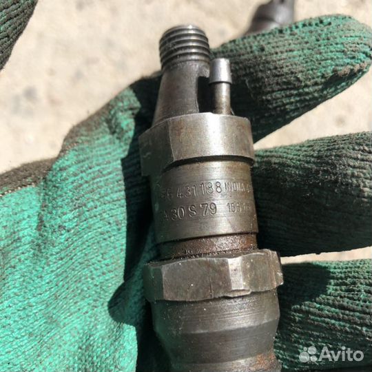 Форсунка механическая Фольксваген Т4 1,9 2,4