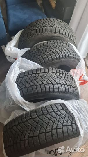 Pirelli Ice Zero FR 205/60 R16 96T
