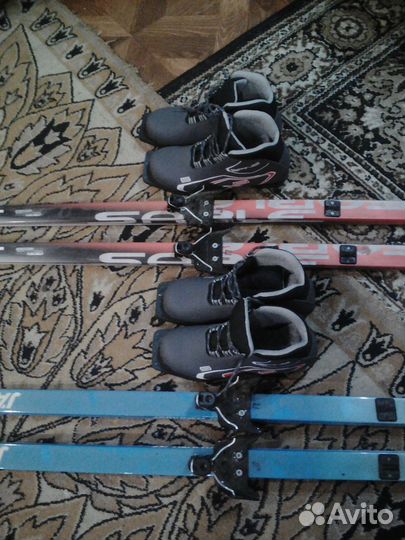Лыжи с ботинками новые 40 размер