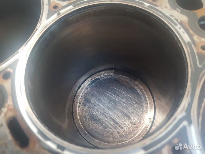 Блок цилиндров на Volkswagen Passat