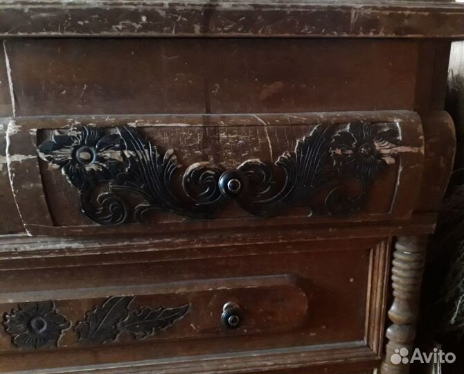 Комод старинный деревянный