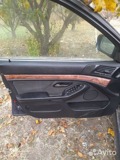 Бмв 523i Е39 в разборе, запчасти BMW Е39