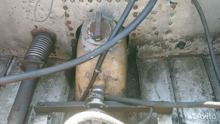 Катер Прогресс 4