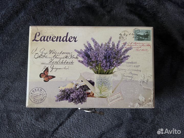 Шкатулка для украшений из дерева