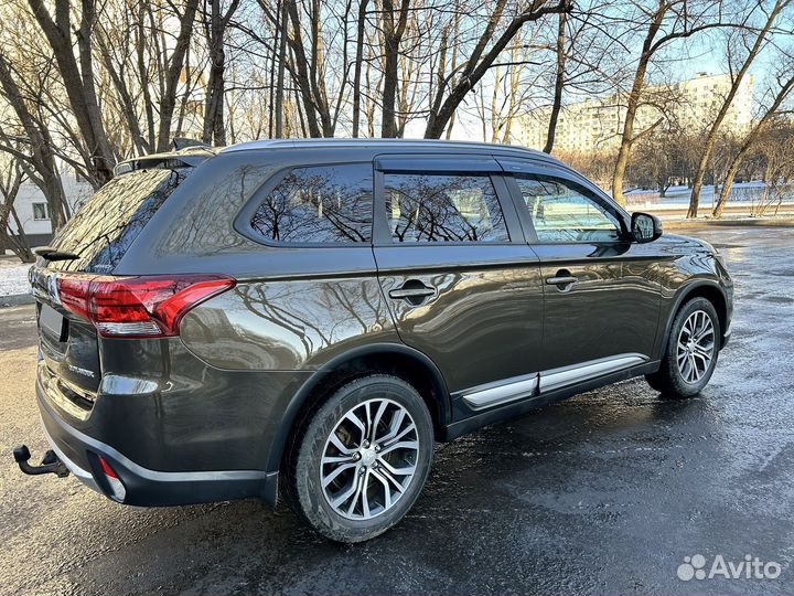 Mitsubishi Outlander 2.0 CVT, 2018, 136 000 км