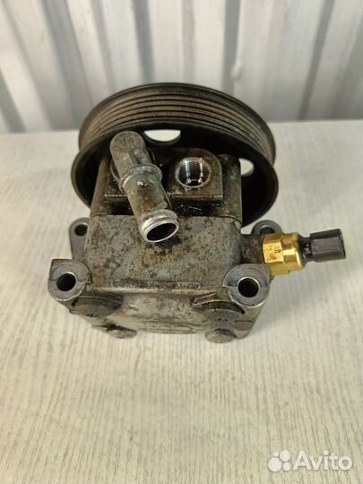 Насос гидроусилителя Ford Focus 2