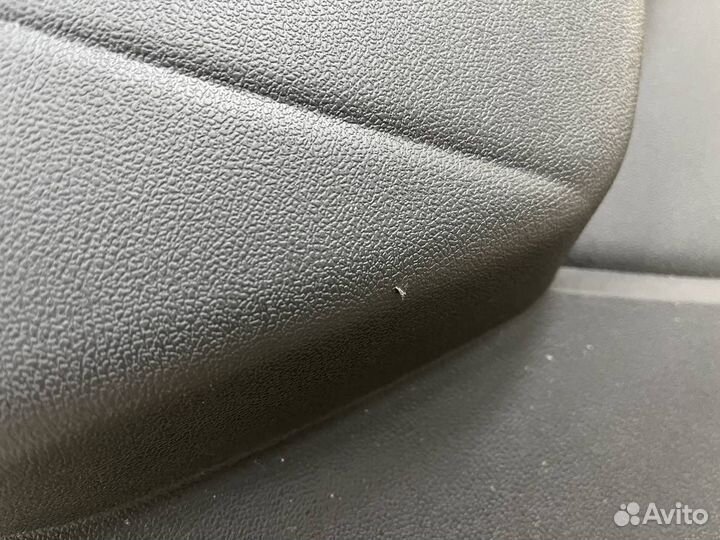 Обшивка двери задней левой Renault Duster 2012