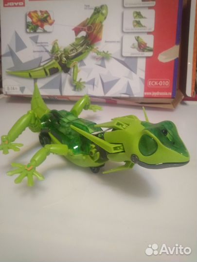 Робот ящерица