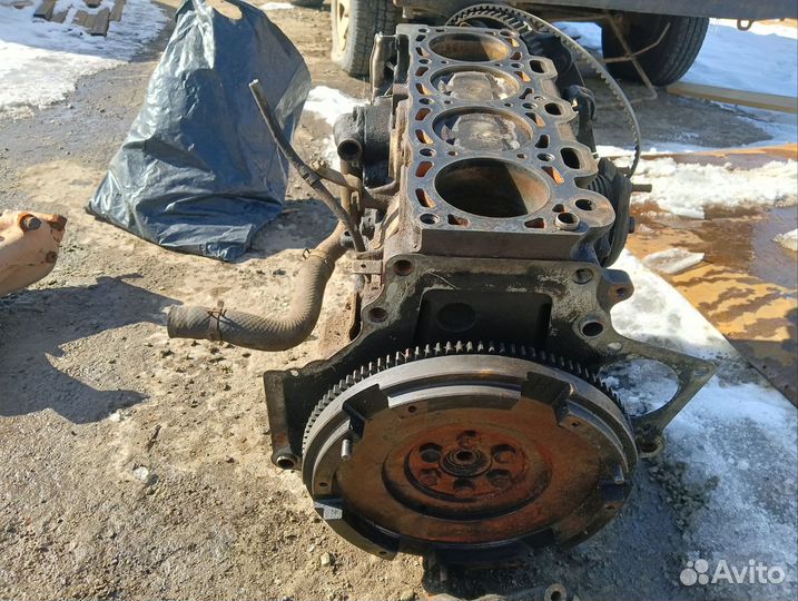 Двигатель в разбор 2.0 mazda 626 GD