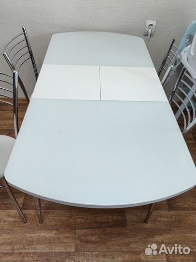 Кухонный стол и стулья бу