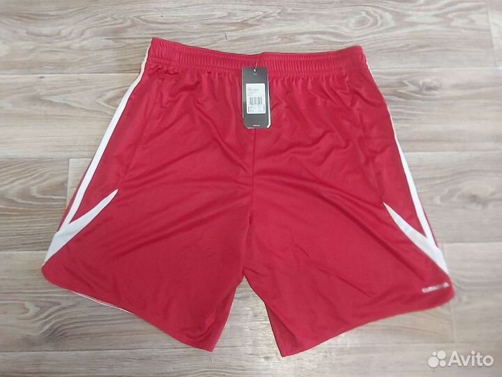 Шорты adidas мужские красные