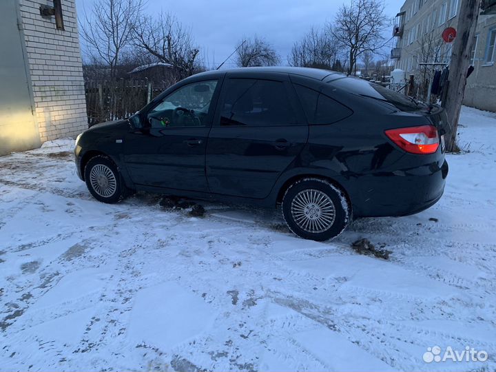 LADA Granta 1.6 МТ, 2017, 104 000 км