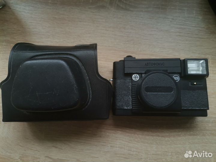 Плёночный фотоаппарат эликон