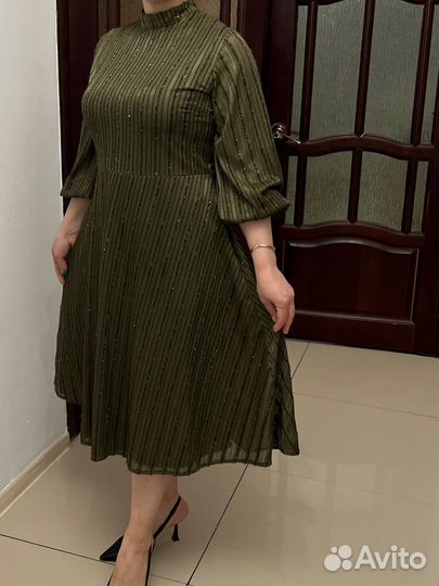 Нарядное платье