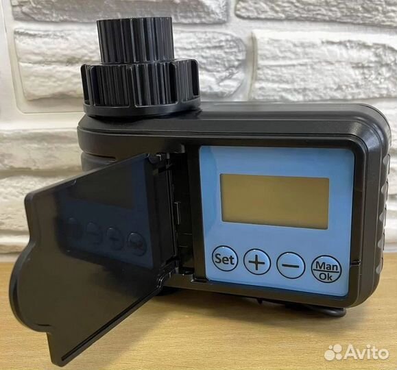 Аккумуляторный таймер полива