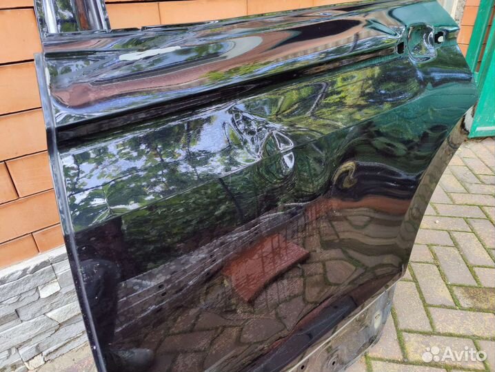 Дверь задняя левая Tiguan 2