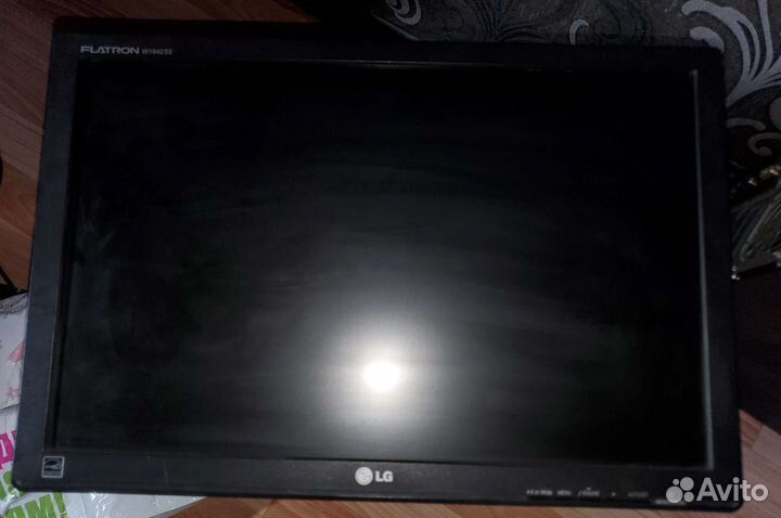 Монитор LG flatron W1942SE